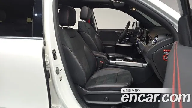 Mercedes-Benz GLB-Class 2022 — фото 16