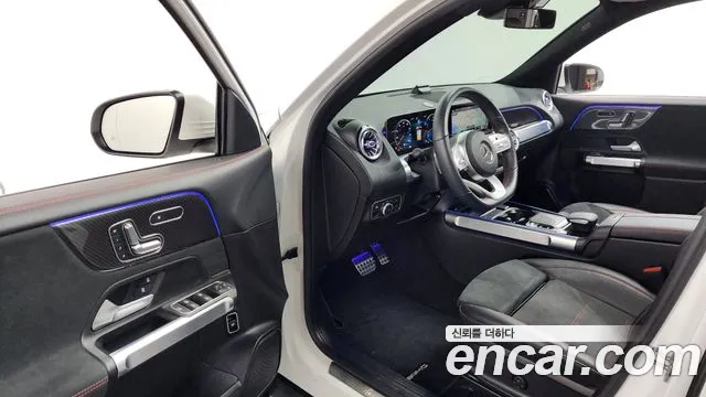 Mercedes-Benz GLB-Class 2020 — фото 13