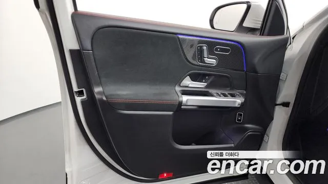 Mercedes-Benz GLB-Class 2020 — фото 14
