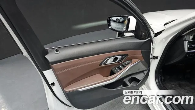 BMW 3-Series 2020 — фото 13