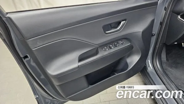 Hyundai Kona 2025 — фото 14