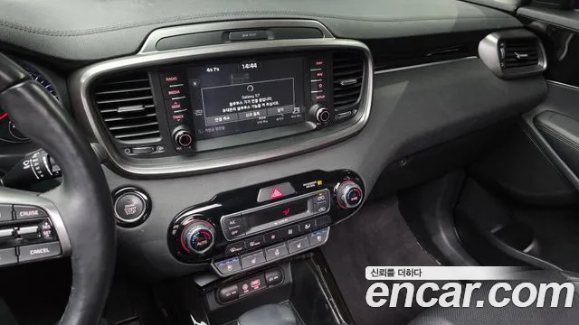 Kia Sorento 2018 — фото 20