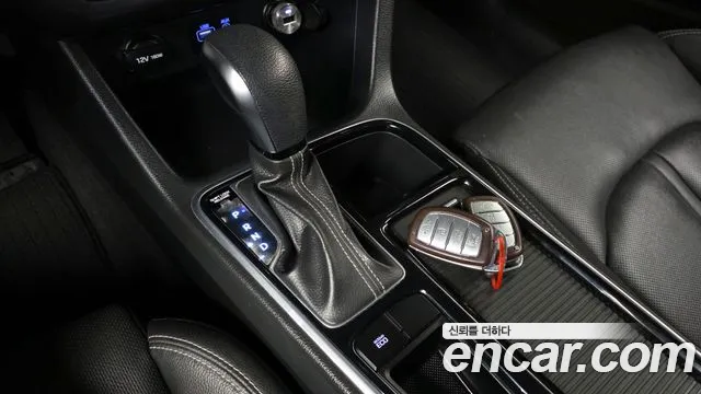 Hyundai Sonata 2018 — фото 12