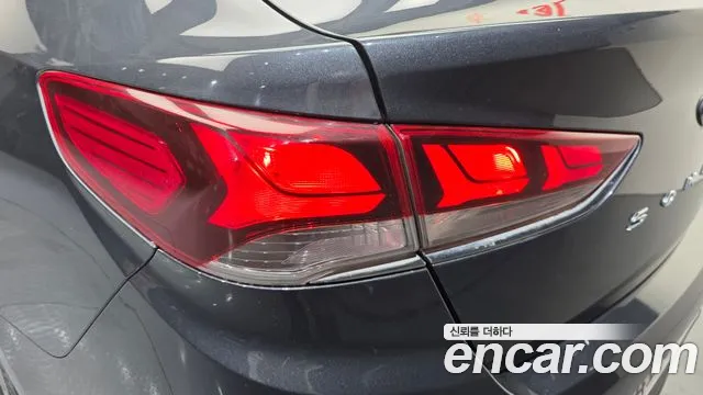 Hyundai Sonata 2018 — фото 9