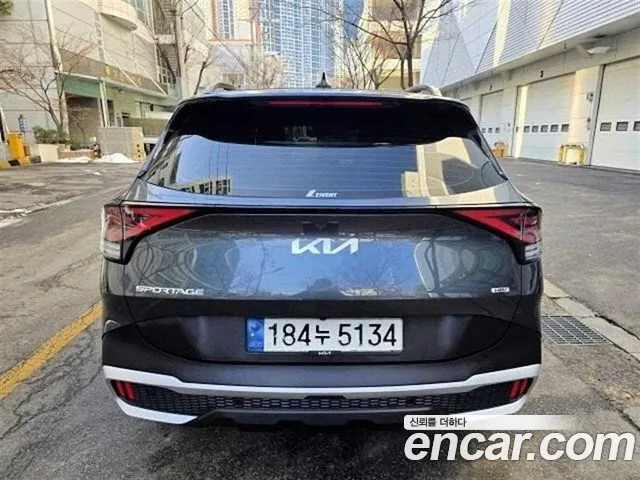 Kia Sportage 2023 — фото 3