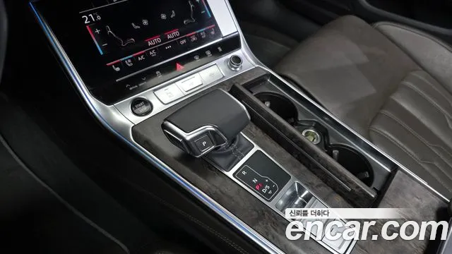 Audi A7 2021 — фото 12