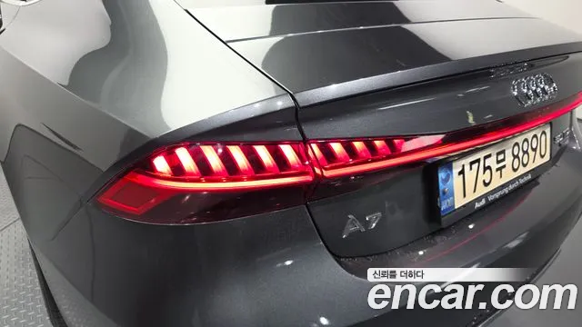 Audi A7 2021 — фото 9