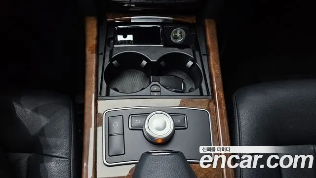 Mercedes-Benz E-Class 2012 — фото 15