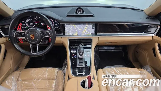 Porsche Panamera 2018 — фото 10