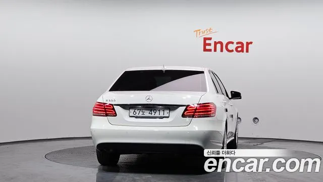 Mercedes-Benz E-Class 2016 — фото 4