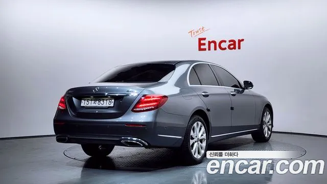 Mercedes-Benz E-Class 2020 — фото 2