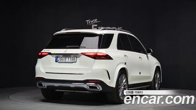Mercedes-Benz GLE-Class 2025 — фото 2