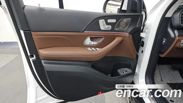 Mercedes-Benz GLE-Class 2025 — фото 14