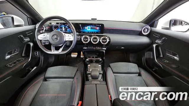 Mercedes-Benz A-Class 2021 — фото 10