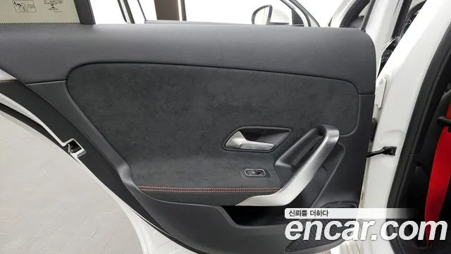 Mercedes-Benz A-Class 2021 — фото 15