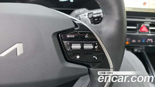 Kia Niro 2024 — фото 14