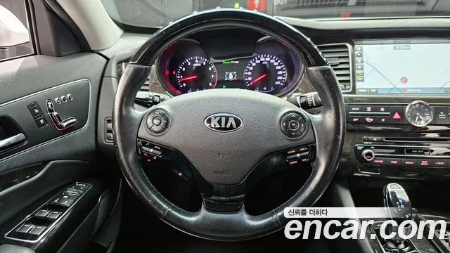 Kia K9 2016 — фото 13