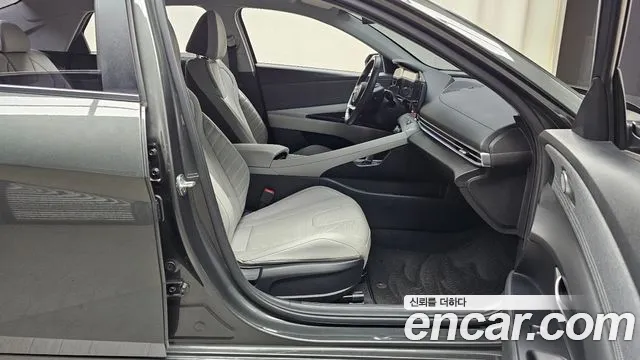Hyundai AVANTE 2021 — фото 17