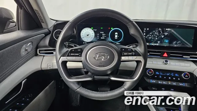 Hyundai AVANTE 2021 — фото 19