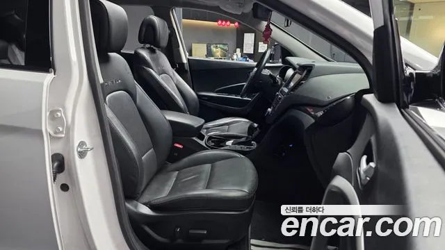 Hyundai Santafe 2016 — фото 17