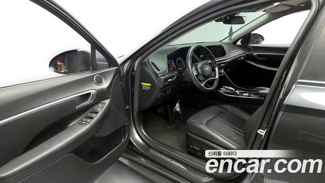 Hyundai Sonata 2020 — фото 13
