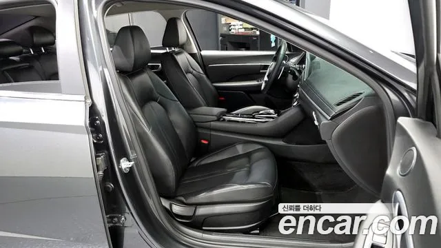 Hyundai Sonata 2020 — фото 17