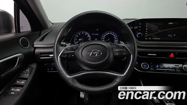 Hyundai Sonata 2020 — фото 19