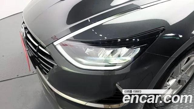 Hyundai Sonata 2020 — фото 8