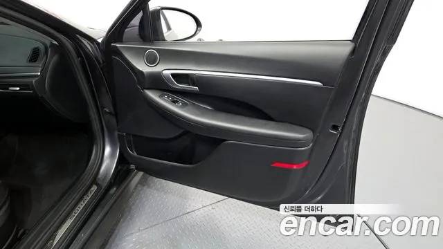 Hyundai Sonata 2020 — фото 14