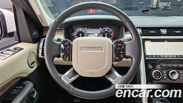 Land Rover Discovery 2019 — фото 13