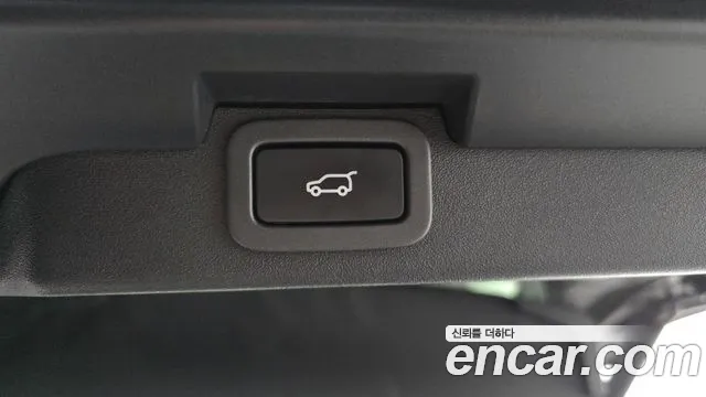 Land Rover Discovery 2019 — фото 20