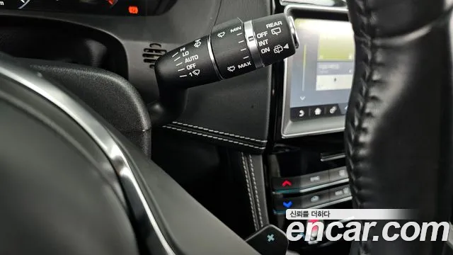 Jaguar F-PACE 2017 — фото 14