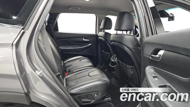 Hyundai Santafe 2020 — фото 15