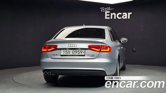 Audi A4 2015 — фото 4