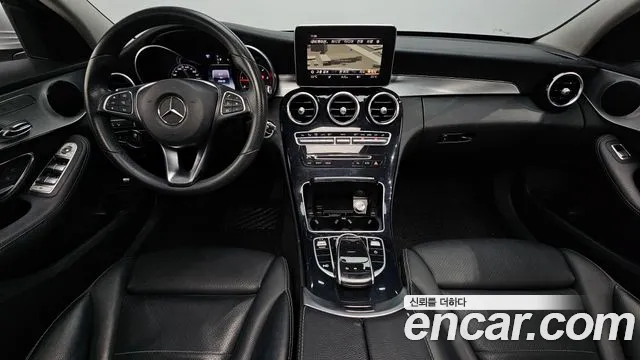 Mercedes-Benz C-Class 2018 — фото 10
