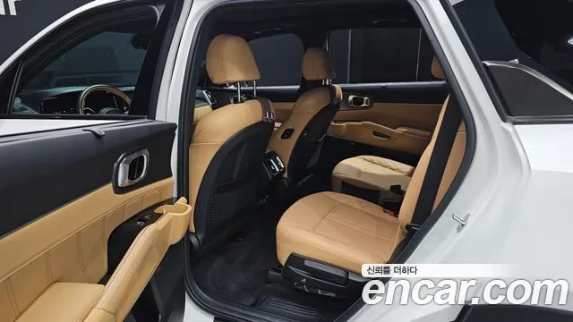 Kia Sorento 2023 — фото 18