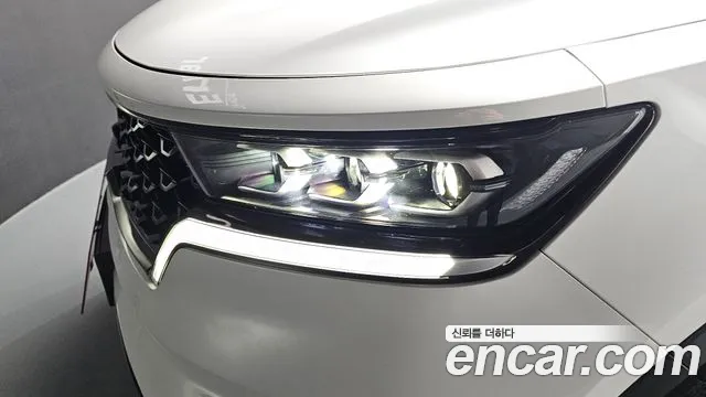 Kia Sorento 2023 — фото 8