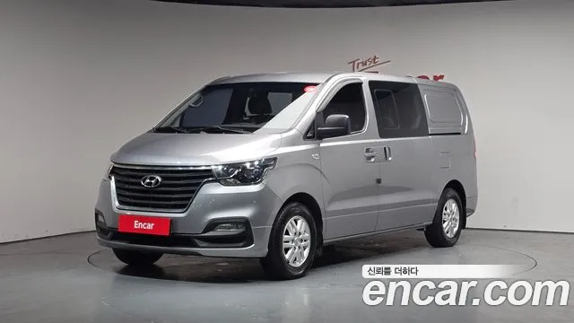 Hyundai Starex 2019 — фото 1