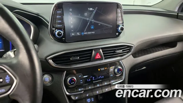 Hyundai Santafe 2019 — фото 20
