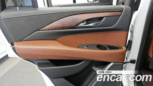 Cadillac Escalade 2020 — фото 15