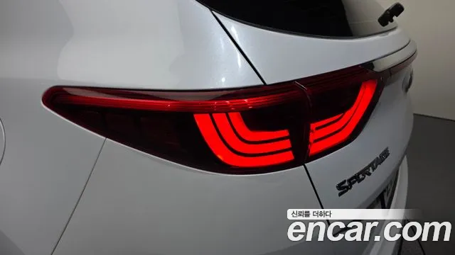 Kia Sportage 2018 — фото 9