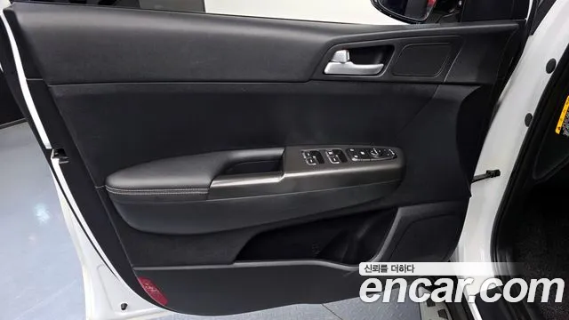 Kia Sportage 2018 — фото 14
