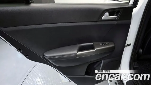 Kia Sportage 2018 — фото 15