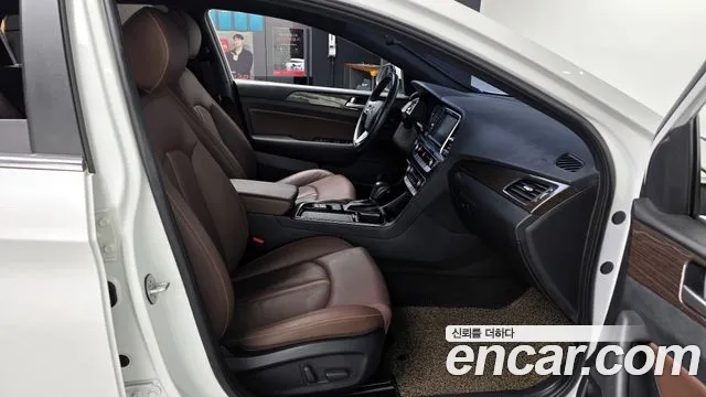 Hyundai Sonata 2019 — фото 11