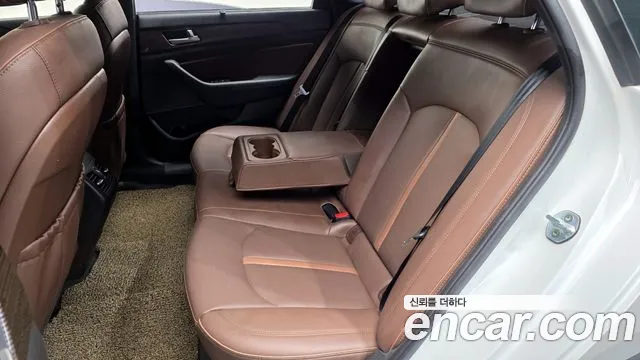 Hyundai Sonata 2019 — фото 12