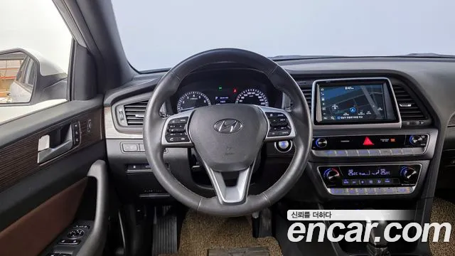 Hyundai Sonata 2019 — фото 13
