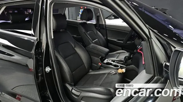 Hyundai Tucson 2017 — фото 17