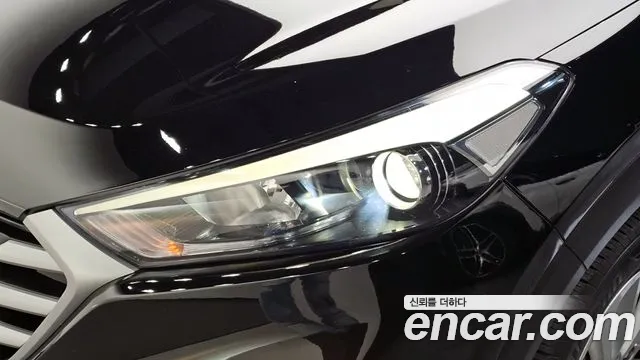 Hyundai Tucson 2017 — фото 8