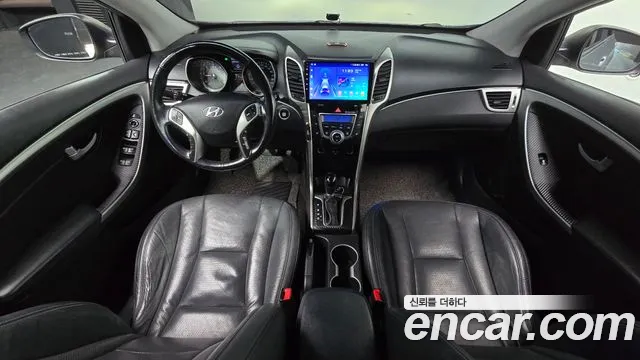 Hyundai i30 2014 — фото 10