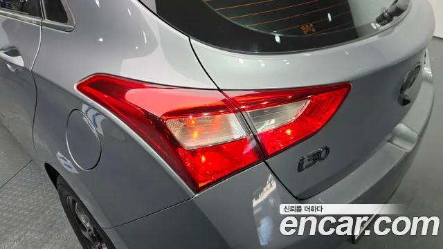 Hyundai i30 2014 — фото 9